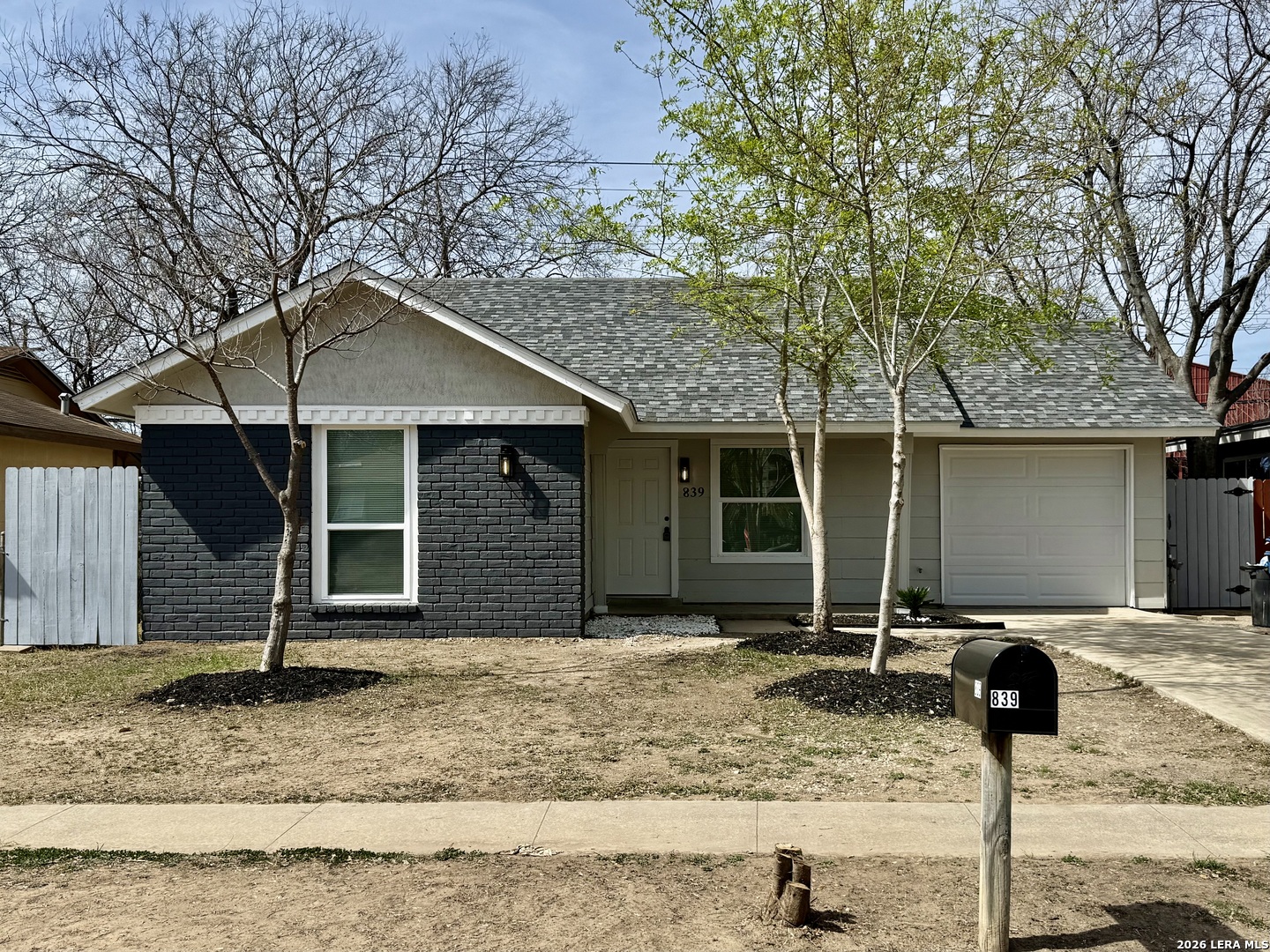 839 Pleasure Park, San Antonio TX 78227