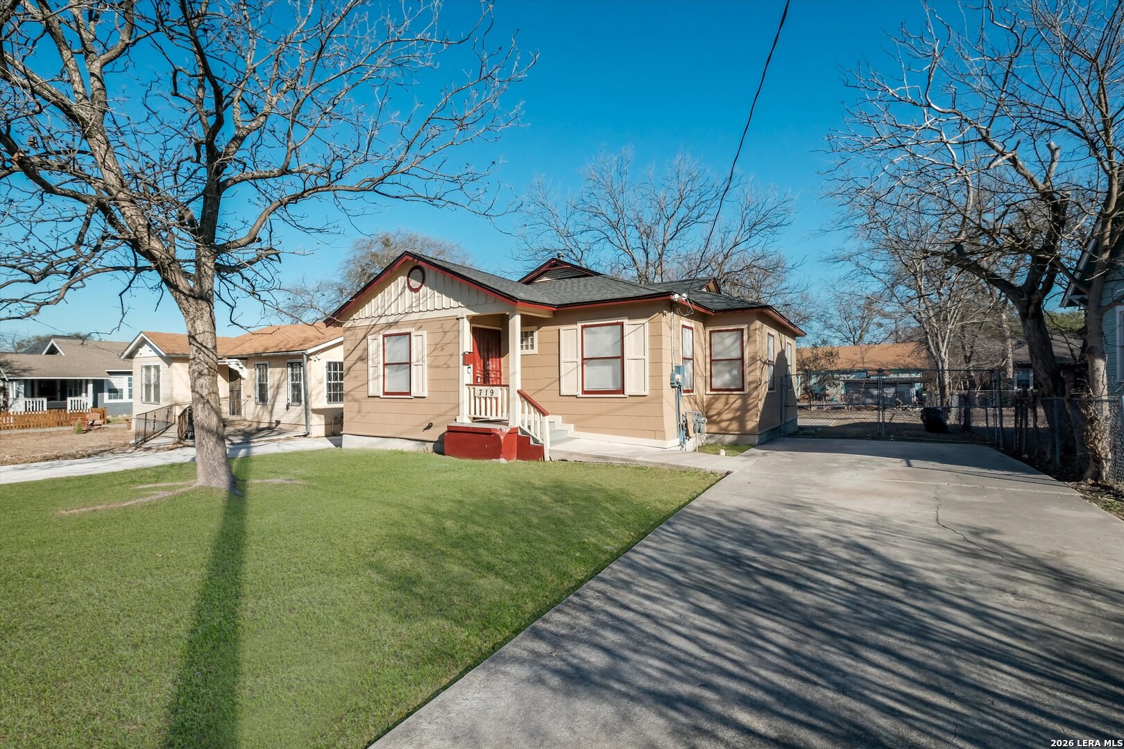 719 W Hollywood, San Antonio TX 78212