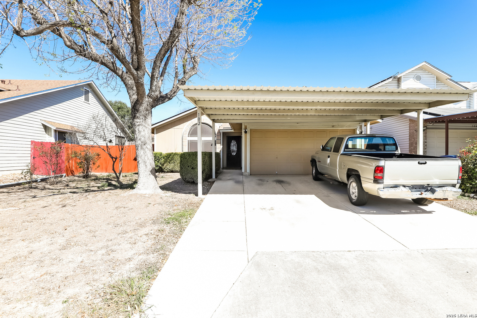 102 Saddlebrook, San Antonio TX 78245