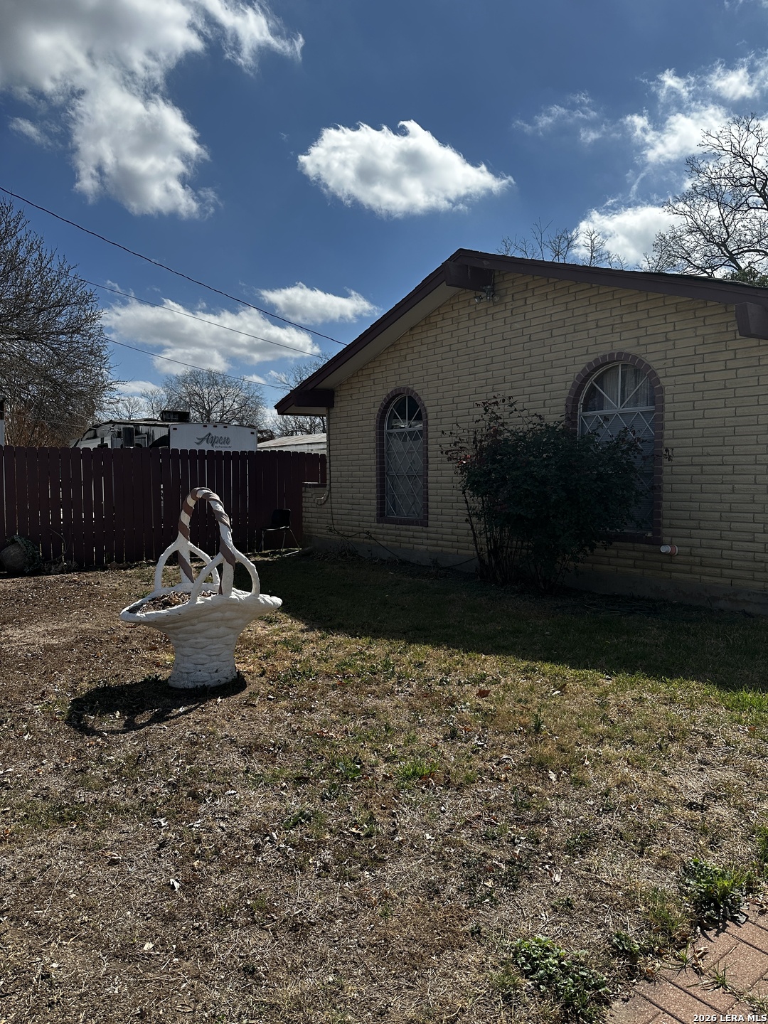 238 Bristol, San Antonio TX 78214