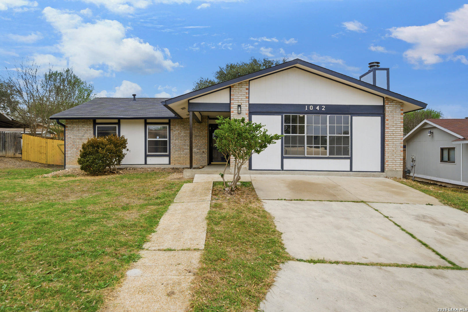 1042 Lemon Tree, San Antonio TX 78245