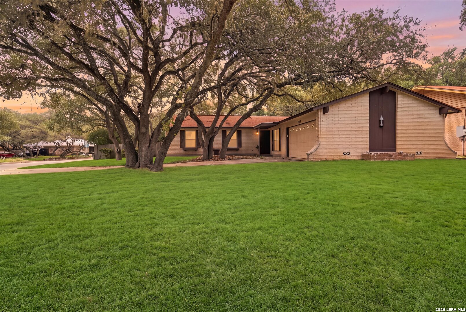 2046 Adobe Trail, San Antonio TX 78232
