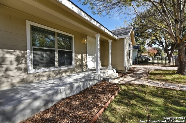 119 PHARIS ST, San Antonio TX 78237